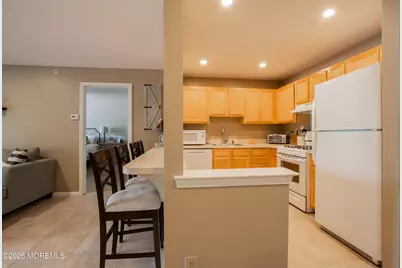 414 Wedgewood Circle #25, Belford, NJ 07718 - Photo 8