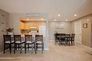 414 Wedgewood Cir, Belford, NJ 07718 - Photo 4