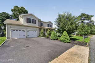 2133 4th Ave, Toms River Township, NJ 08757 - Photo 1