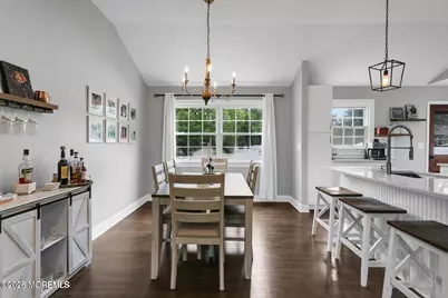 469 East Road, Belford, NJ 07718 - Photo 6
