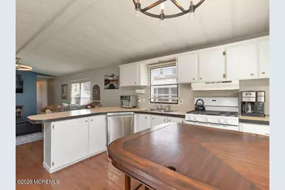 66 Shorehaven, Hazlet Township, NJ 07730 - Photo 10