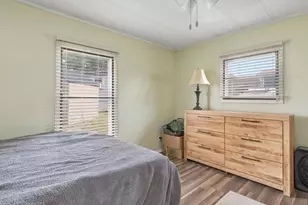 66 Shorehaven Park, Hazlet Township, NJ 07730 - Photo 16