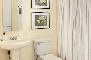 2201 Ambassador Ct, Franklin Township, NJ 08873 - Photo 16