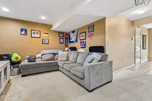 22 New Castle St, Farmingdale, NJ 07727 - Photo 4