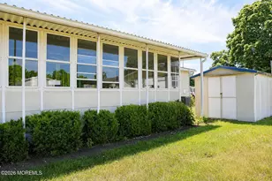 615 Jerome Pl, Freehold, NJ 07728 - Photo 4