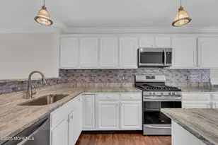 11 S Manor Ct, Wall Township, NJ 07719 - Photo 18