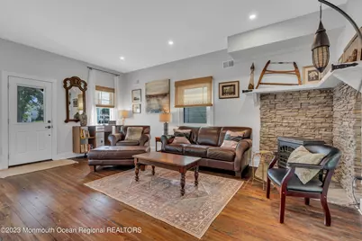 237 Bay Avenue, Highlands, NJ 07732 - Photo 8