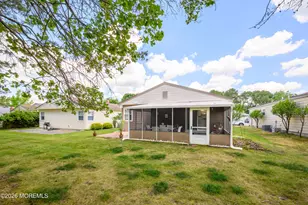 75 Chesterfield Ln, Toms River Township, NJ 08757 - Photo 32
