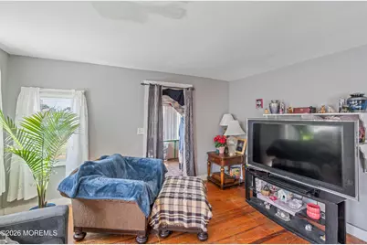 213 Manapaqua Avenue, Lakehurst, NJ 08733 - Photo 6