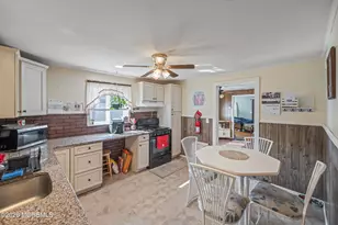 213 Manapaqua Ave, Lakehurst, NJ 08733 - Photo 10