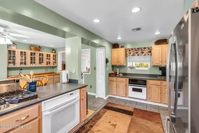 89 Harmony Avenue, Middletown, NJ 07748 - Photo 18