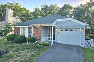 16 Cottonwood Dr, Barnegat, NJ 08005 - Photo 1