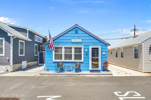 28 11th Ln, Seaside Park, NJ 08752 - Photo 1