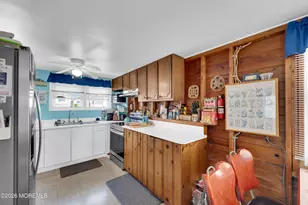 28 11th Ln, Seaside Park, NJ 08752 - Photo 6