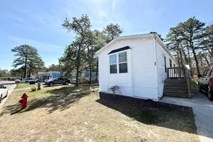 65 Woodchuck Pkwy, Whiting, NJ 08759 - Photo 2
