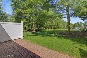 802 Brokaw Ct, Bridgewater, NJ 08807 - Photo 6