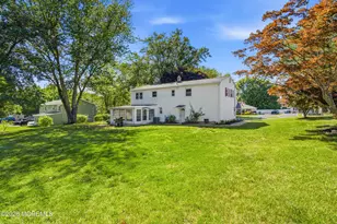 11 Highview Cir, Middletown, NJ 07748 - Photo 36