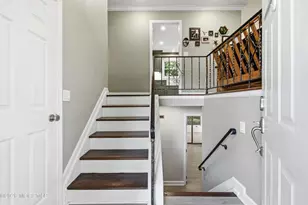 11 Highview Cir, Middletown, NJ 07748 - Photo 4