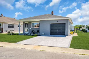 4 Mayaguana St, Toms River Township, NJ 08757 - Photo 6