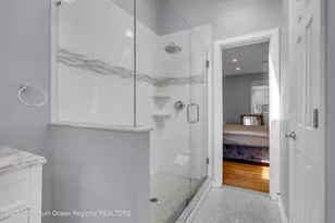 522 W Lincoln Ave, Oakhurst, NJ 07755 - Photo 14