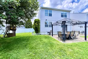 35 Woodpecker Way, Marlboro Township, NJ 07746 - Photo 30
