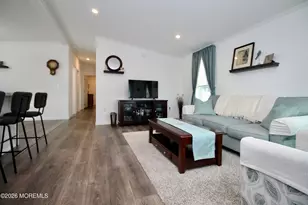 100 Woody Rd, Freehold, NJ 07728 - Photo 8