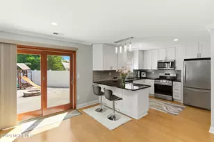 19 W Dolphin Circle W, Bayville, NJ 08721 - Photo 14