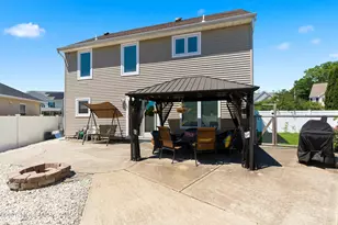 19 W Dolphin Circle W, Bayville, NJ 08721 - Photo 36