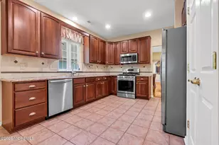 32 Shadow Creek Ct, Jackson, NJ 08527 - Photo 18