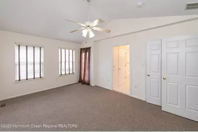28 Picket Place, Freehold, NJ 07728 - Photo 22