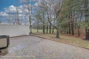 28 Picket Pl, Freehold, NJ 07728 - Photo 26