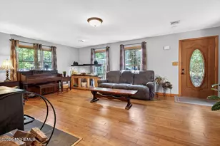322 Kent Rd, Howell Township, NJ 07731 - Photo 8