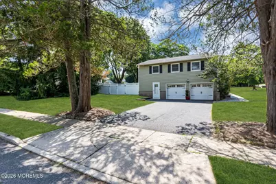 375 Oak Hill Road, Red Bank, NJ 07701 - Photo 82