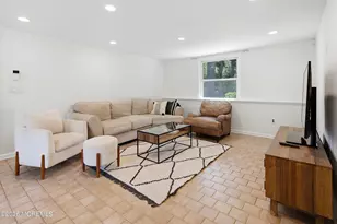 25 Crane Ct, Middletown, NJ 07748 - Photo 18