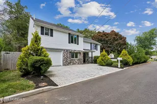 6 Clover St, Tinton Falls, NJ 07724 - Photo 2
