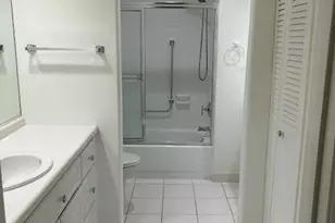 115 Lexington Ct, Red Bank, NJ 07701 - Photo 10
