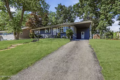 4 Cathedral Drive, Lakewood, NJ 08701 - Photo 2