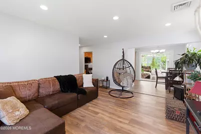 16 E Pleasant Avenue, Sewaren, NJ 07077 - Photo 14