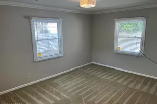 32 Idlewild Ln, Aberdeen Township, NJ 07747 - Photo 10