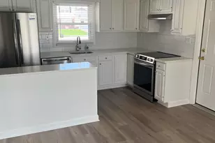 32 Idlewild Ln, Aberdeen Township, NJ 07747 - Photo 14