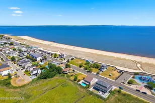 425 Bayview Ave, Union Beach, NJ 07735 - Photo 6