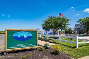 425 Bayview Ave, Union Beach, NJ 07735 - Photo 12