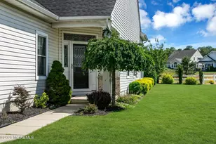 33 Mantoloking Ln, Waretown, NJ 08758 - Photo 4