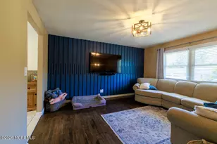 17 Hampton Rd, Howell Township, NJ 07731 - Photo 12