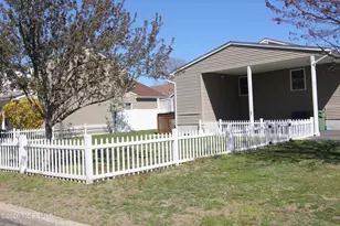 105 Milford Rd, Neptune Township, NJ 07753 - Photo 18