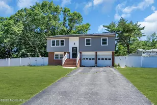 3 Widgeon Dr, Bayville, NJ 08721 - Photo 2