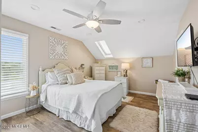 6 Bray Hollow Court, Freehold, NJ 07728 - Photo 32