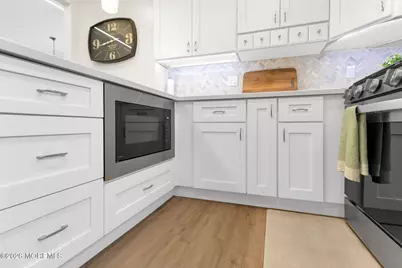 27 Passaic Street, North Middletown, NJ 07758 - Photo 24