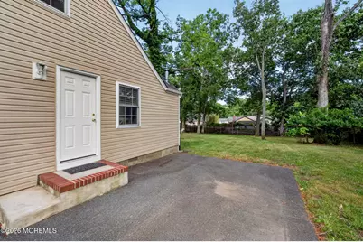 516 Middle Lane, Howell Township, NJ 07731 - Photo 32