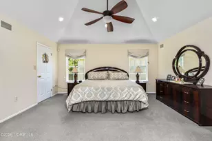 19 Trish Ct, Matawan, NJ 07747 - Photo 28
